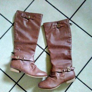 NWOT SHO Beautiful Women's Boots